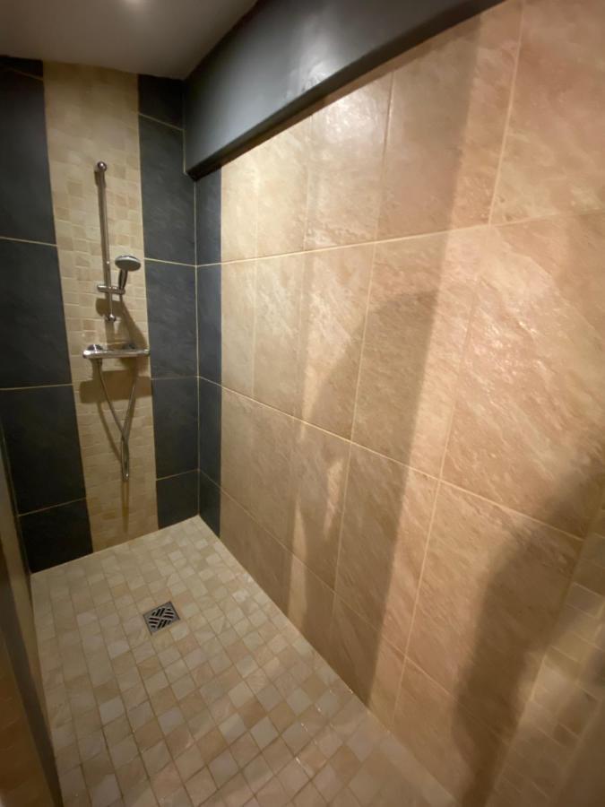 L'Auberge Medocaine Кастельно-де-Медок Экстерьер фото
